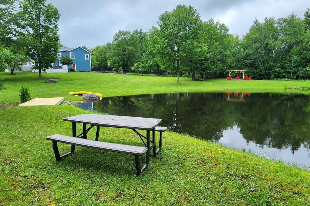 Mountain Blue Vista - Luxury Retreat Near Ski Resorts With Pond, Firepit And Hot Tub Windham Exterior foto