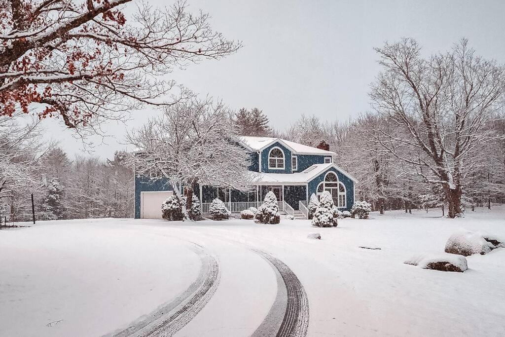 Mountain Blue Vista - Luxury Retreat Near Ski Resorts With Pond, Firepit And Hot Tub Windham Exterior foto